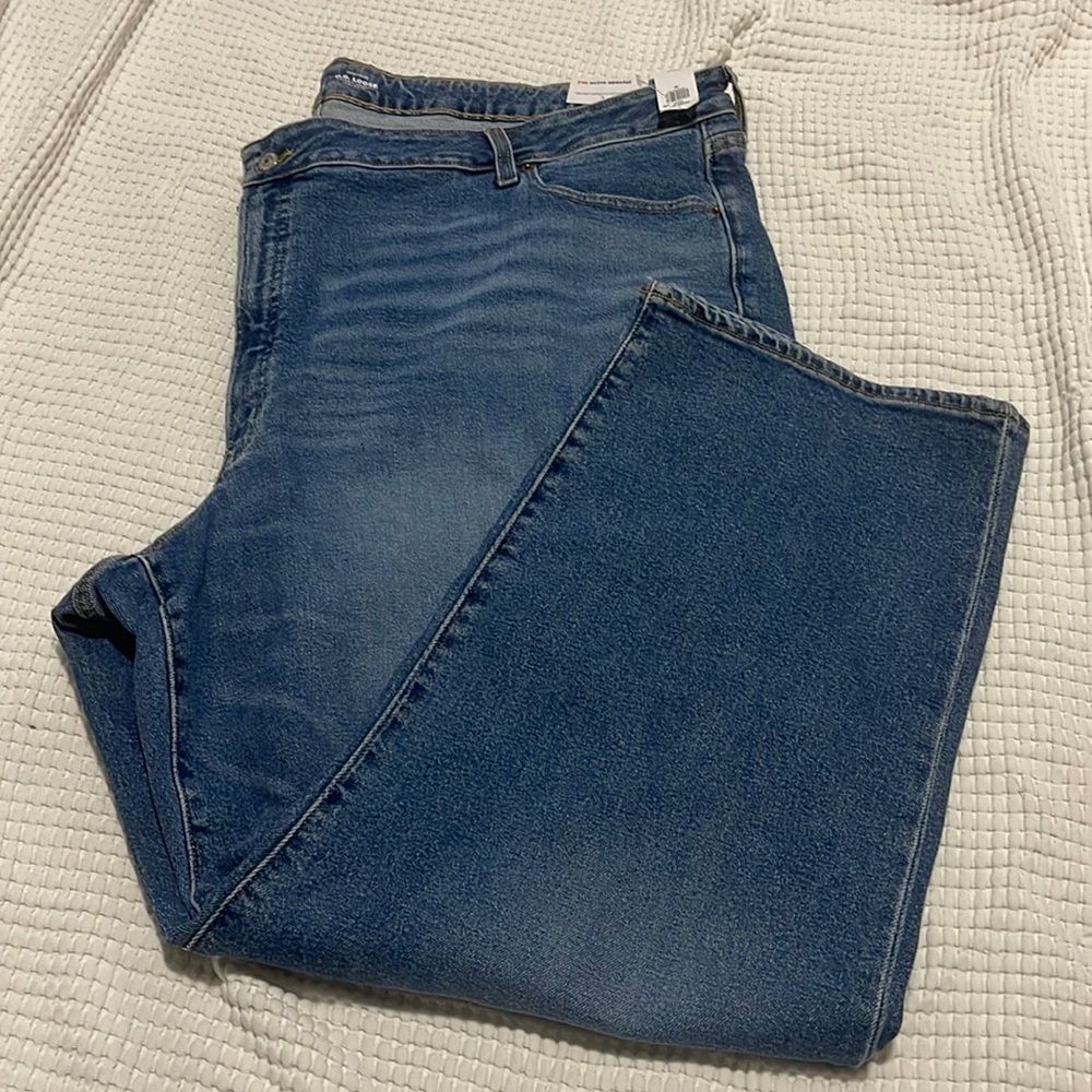 NWT- Old Navy - 26 & 28+. Distressed OG Loose